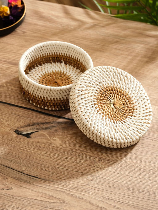 Корзинка плетёная из ротанга, 14×14×5.5 см