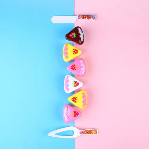 Игровой набор посуды детский Чаепитие, тортик и 2 столовых прибора, с книгой рецептов, WINX фото 5