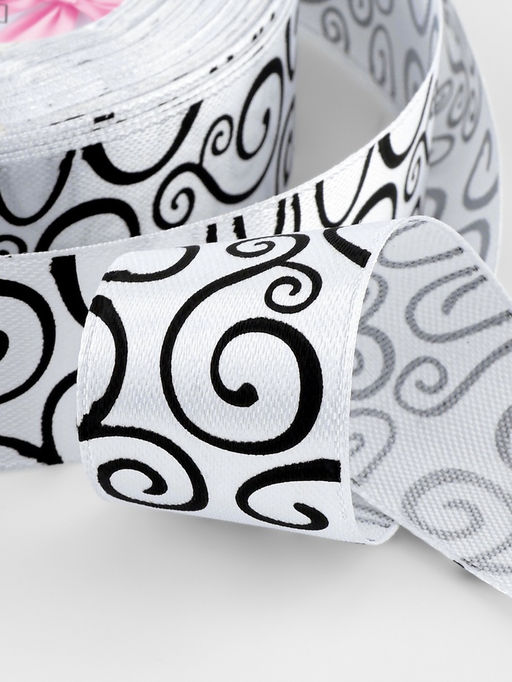 Цена за 3 шт. Лента атласная Узор, 25 мм, 231 м, чёрная, белая №001