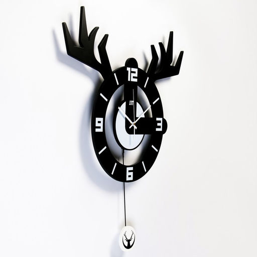 Часы настенные интерьерные «Охотник», серия: Маятник, бесшумные, плавный ход, 64×78 см, от батарейки 1хАА