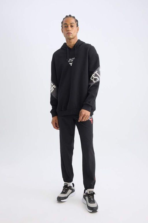 DeFactoFit NBA Chicago Bulls Спортивные спортивные штаны с эластичной резинкой и карманами для бега узкого кроя  фото 4