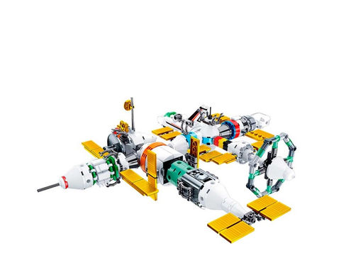 Конструктор SLUBAN 512 дет. "Космос: 8 шаттлов и спутников собираются в косм. станцию" (М38-В0732) в коробке