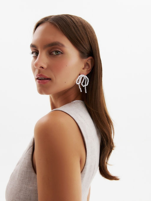 Набор 2 предмета: серьги, колье Жемчуг бантик, белый в серебре, 35 см