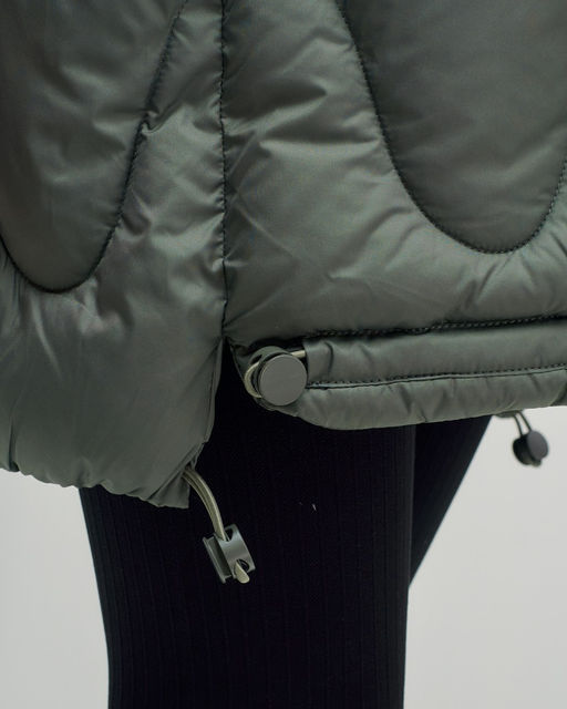 Куртка зимняя женская с капюшоном модная цвета хаки 7653Kh - Visdeer фото 13