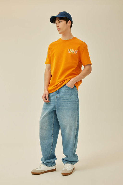 Футболка из плотной ткани обычного кроя с круглым вырезом и принтом на спине с короткими рукавами - Defacto фото 3