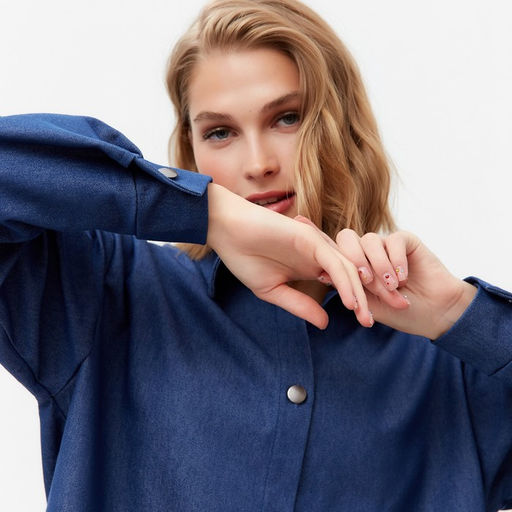 Рубашка женская MINAKU: Jeans Collection, размер 50, синяя