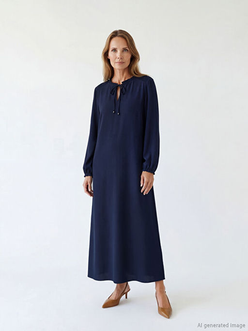 Ba?lamal? Yaka Elbise