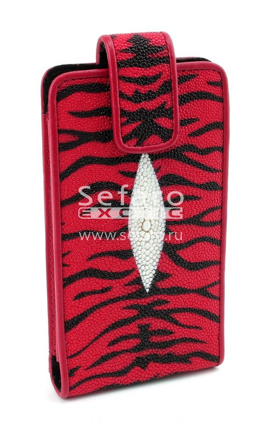 Чехол для смартфона из кожи ската