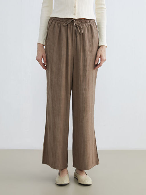 Beli Lastikli Dokulu Kad?n Pantolon