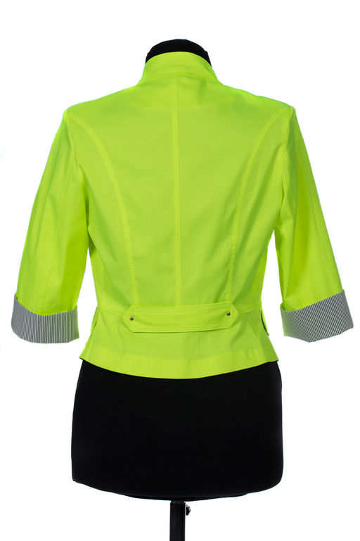 Ветровка жакет