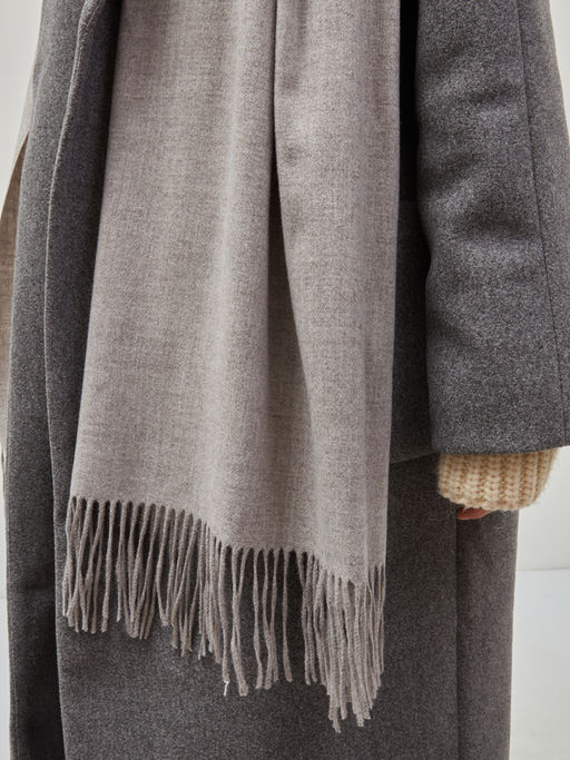 в составе шерсть Большой, мягкий, теплый двусторонний однотонный палантин - Tantino фото 5