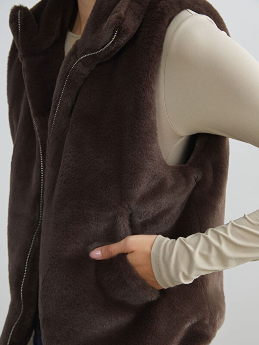 Dik Yaka Kad?n K?rk Yelek