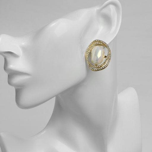 Серьги с жемчугом Абстракция желание, цвет белый в золоте, камень форма и цвет МИКС