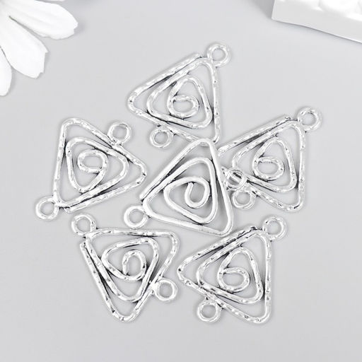 Цена за 6 шт. Коннектор для творчества металл 2 ушка "Завиток - треугольник" серебро 3,2х2,4 см