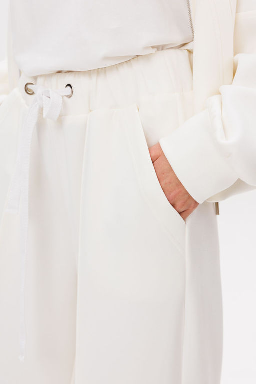 Костюм Fantazia Mod 4983 молочный  фото 2