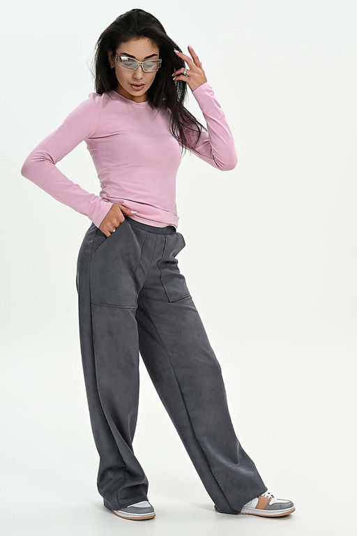 Брюки из мягкой эко замши