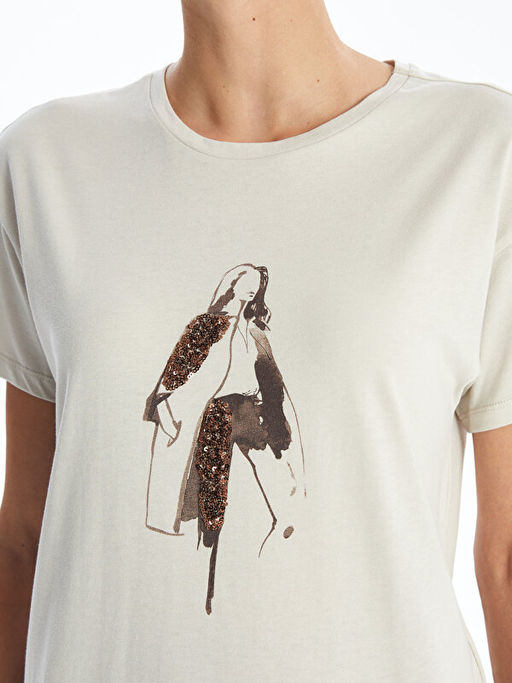 Bisiklet Yaka Bask?l? K?sa Kollu Kad?n Ti??rt