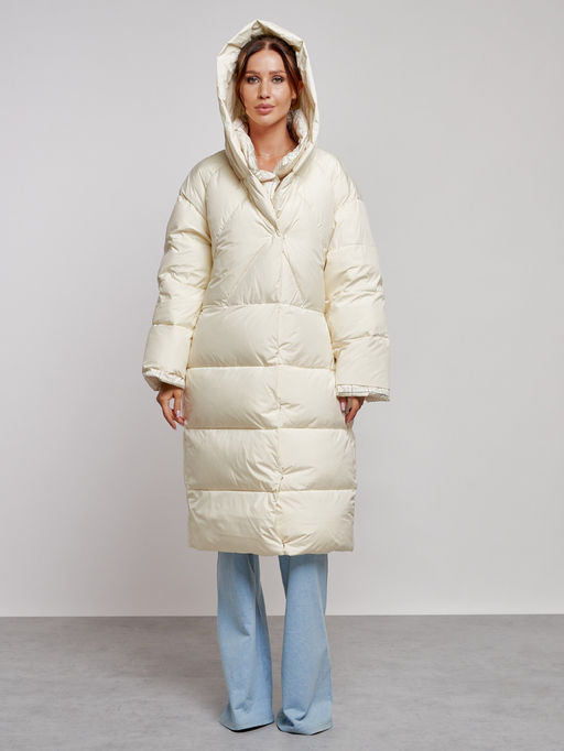 Пальто утепленное молодежное зимнее женское светло-бежевого цвета 52395SB - Holdluck фото 5