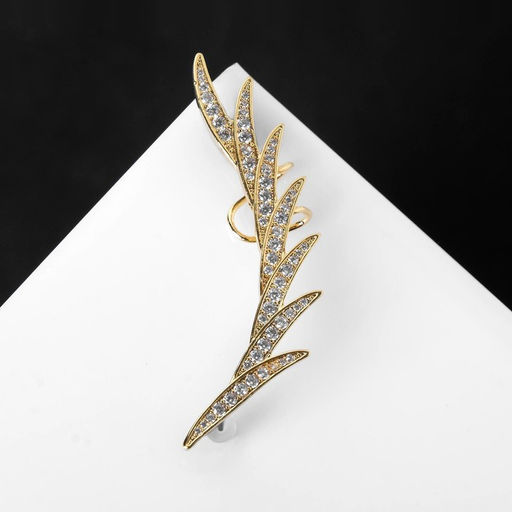 Серьга Кафф перо стразы, цвет белый в золоте - Queen fair фото 2