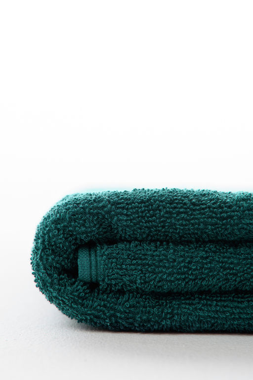 Полотенце махровое банное большое Софатекс 70 * 140 для ванной и бани bs