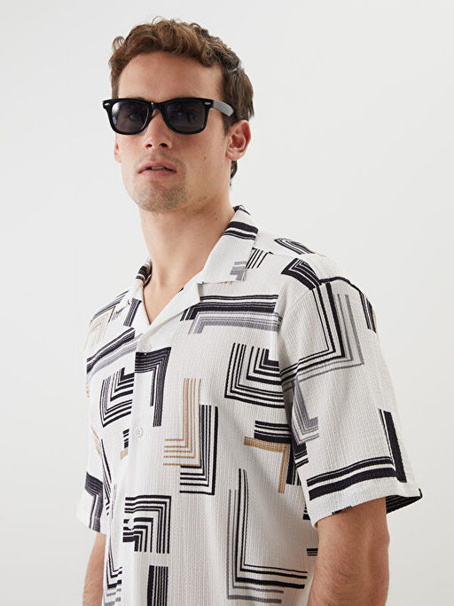 Regular Fit K?sa Kollu Desenli Erkek G?mlek