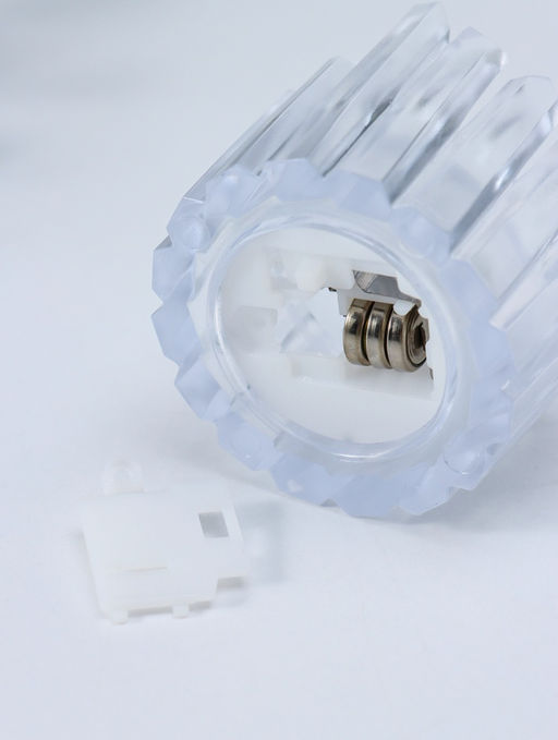 Цена за 2 шт. Светодиодная свеча LED - ночник RISALUX «Снежная королева», от батареек 3×LR1130, прозрачный, 5.5×5.5×5 см