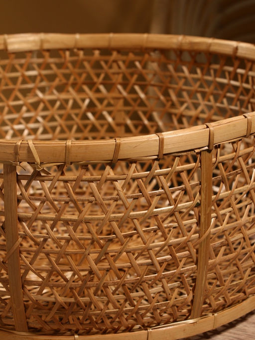 Корзина плетёная «Клоус», 40×40×16 см, бамбук, светлая