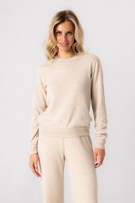 WW-2614 Базовый трикотажный джемпер с вискозой и кашемиром молоко