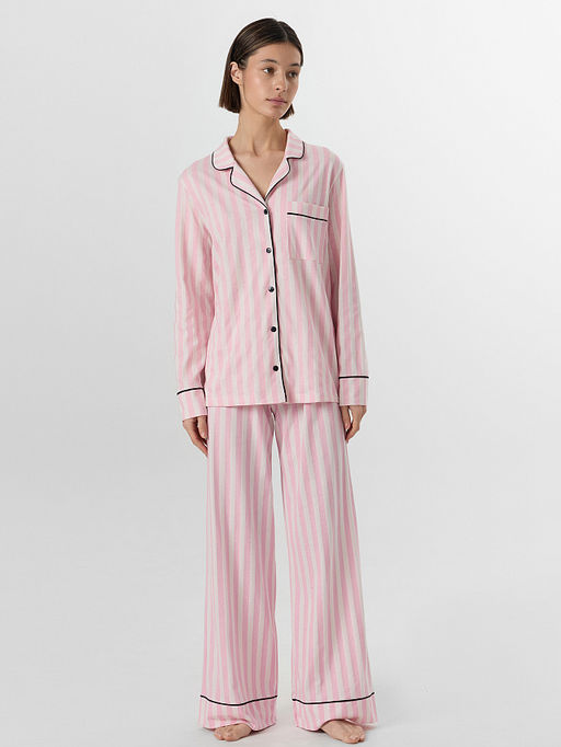 КОСТЮМ ЖЕНСКИЙ (ЖАКЕТ, БРЮКИ)