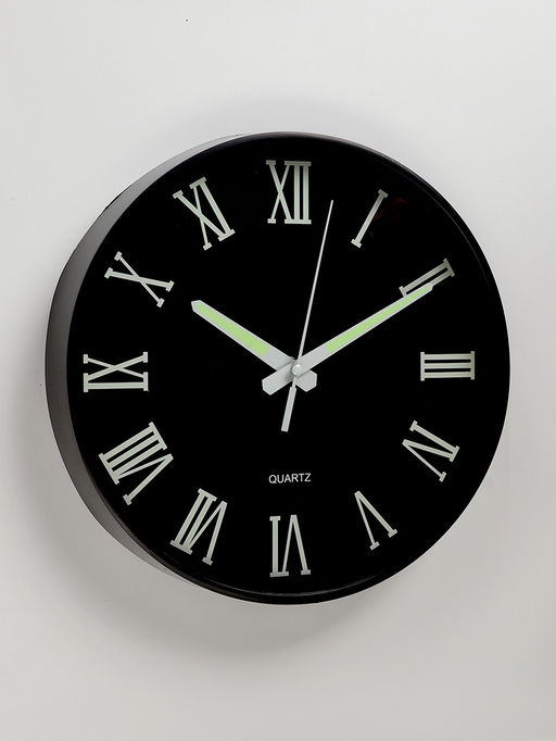 Часы настенные интерьерные «Классика», плавный ход, светящиеся, d-25 см