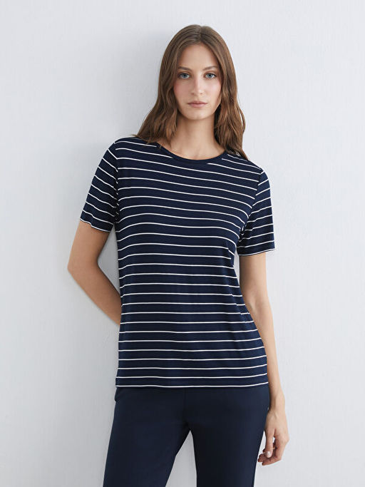 Bisiklet Yaka ?izgili Kad?n Ti??rt