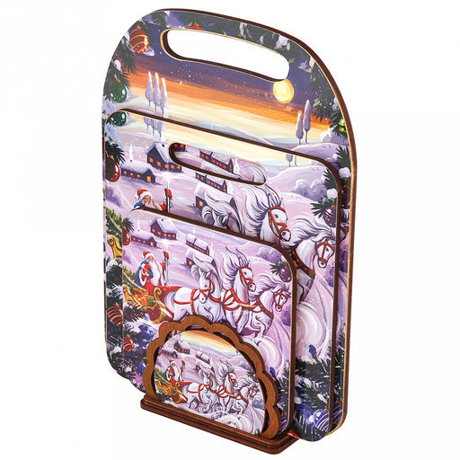 Счастья, Радости, УдачиКомлект деревянный 4 предмета: доска разделочная 29х21х0,6см; доска разделочная 21х19,5х0,6см; подставка под горячее 14,5х14,5х0,8см; салфетница 12,5х8,5х4см (Россия) - Домашняя мода фото 4