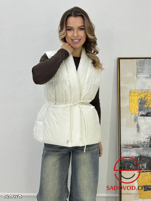 Жилетка весенняя на кнопках