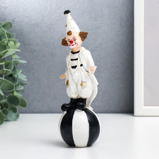 Фигурка полистоун «Клоун в колпаке на шаре», чёрно-белый с золотом, 18×5.5×7.5 см