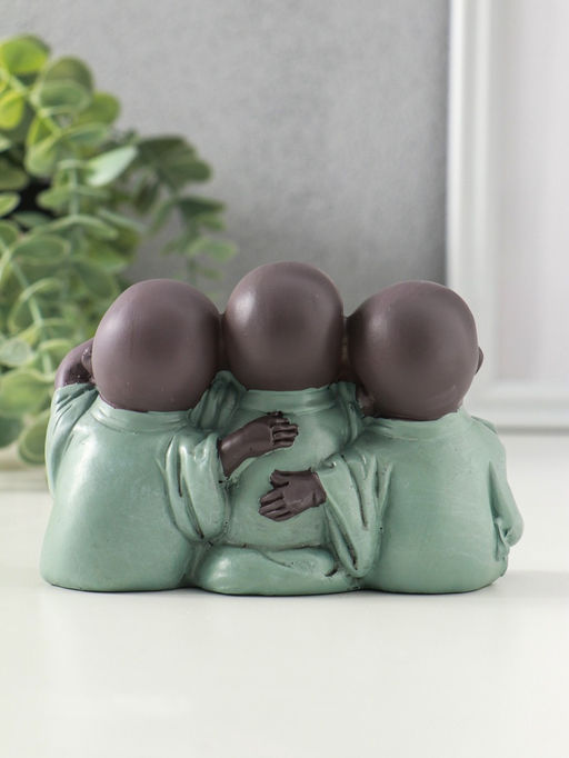 Сувенир полистоун "Маленькие будды - не слышу, не вижу, не скажу" зелёный 4,6х12,5х8 см