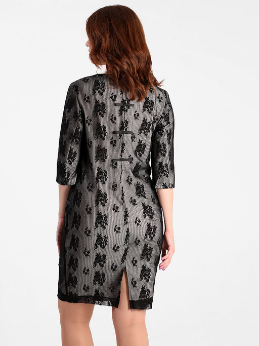 Праздничное платье больших размеров из гипюра