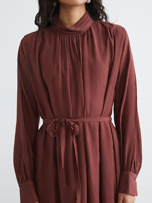 Dik Yaka Ku?akl? Oversize B?zg?l? Elbise