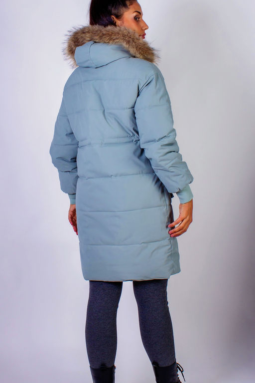Зимняя удлиненная парка с капюшоном натуральный мех арт.617
