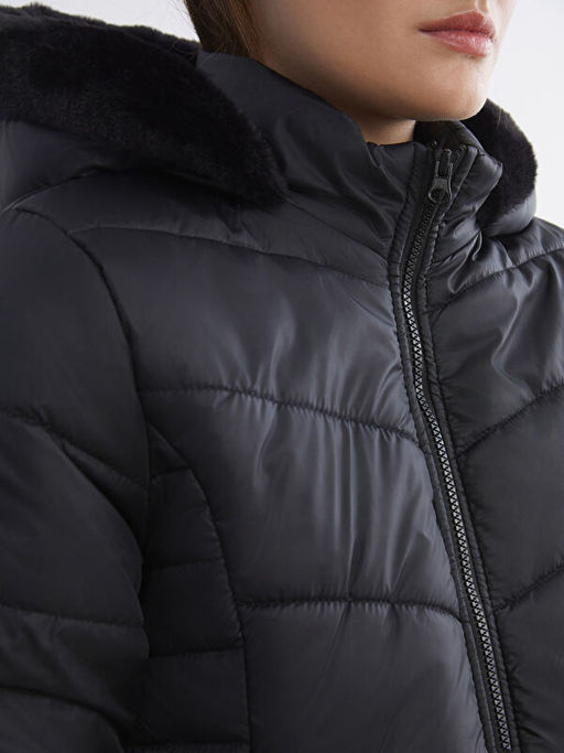 K?rkl? Kap??onlu Kad?n ?i?me Mont