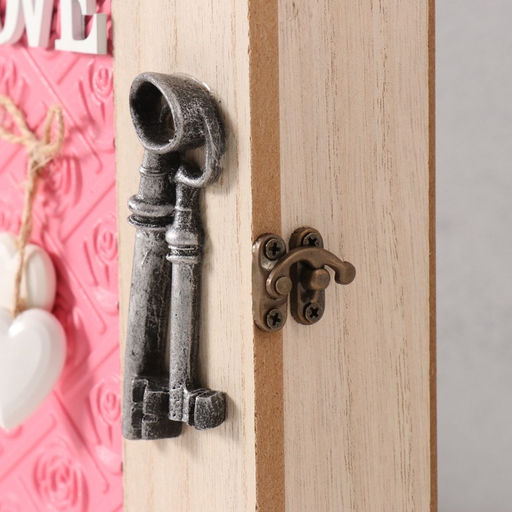 Ключница настенная Круги. Ключи и сердце, дерево, 6 крючков, розовый, 6.5?20?26.5 см