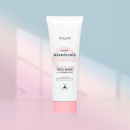 Очищающее средство для лица 3 в 1 Glow Essentials