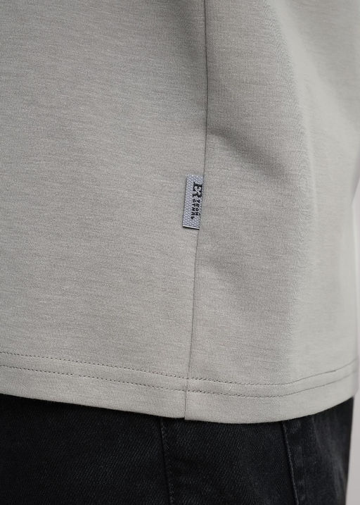 562660/05и_п Футболка муж. (ЧЗ)