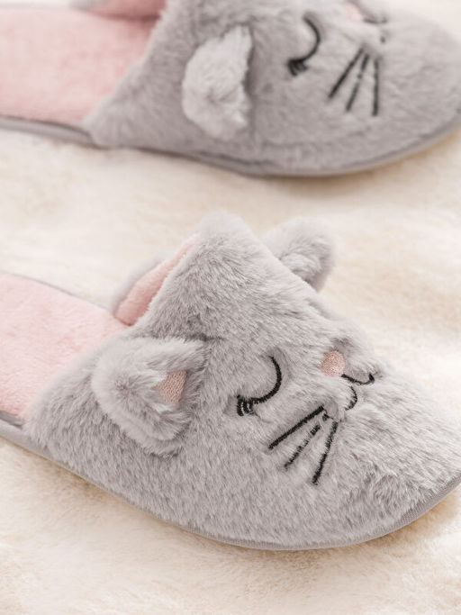 Nak??l? Pel?? Kad?n Ev Terli?i