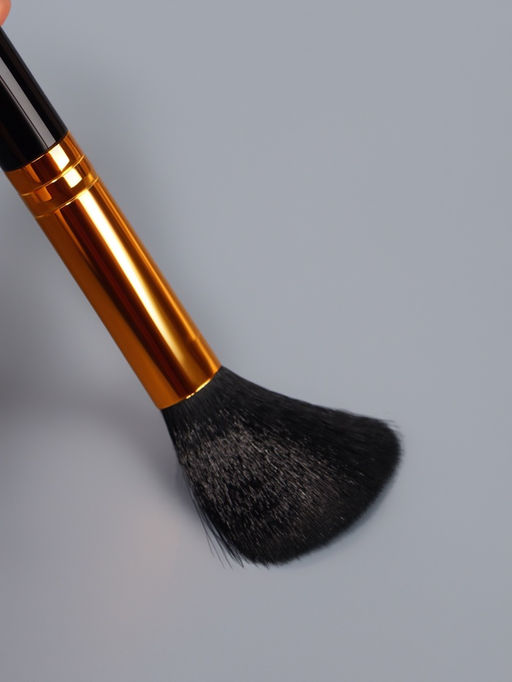 Набор кистей для макияжа SMOKY, 7 шт., чехол на молнии, чёрный