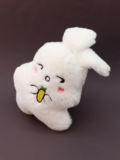 Мягкая игрушка "Crooked Rabbit with a Carrot", 20 см