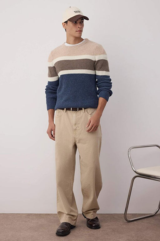 Bej Slim Fit Y_nl_ Bisiklet Yaka Panelli Renk Bloklu Triko Kazak TMNAW22KZ0343 - Trendyolmilla фото 2