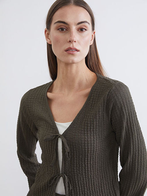 V Yaka Ba?lamal? Dokulu Bluz