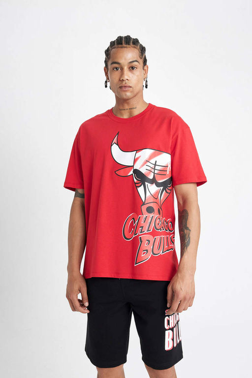 DeFactoFit Футболка свободного кроя с круглым вырезом и короткими рукавами NBA Chicago Bulls  фото 3