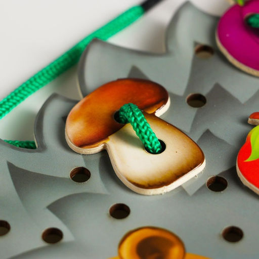 Шнуровка фигурная «Ёжик на ножках»