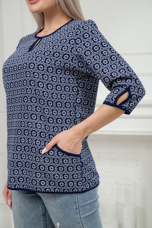 Кофта женская из милано Анфиса лепестки - Амадэль фото 7